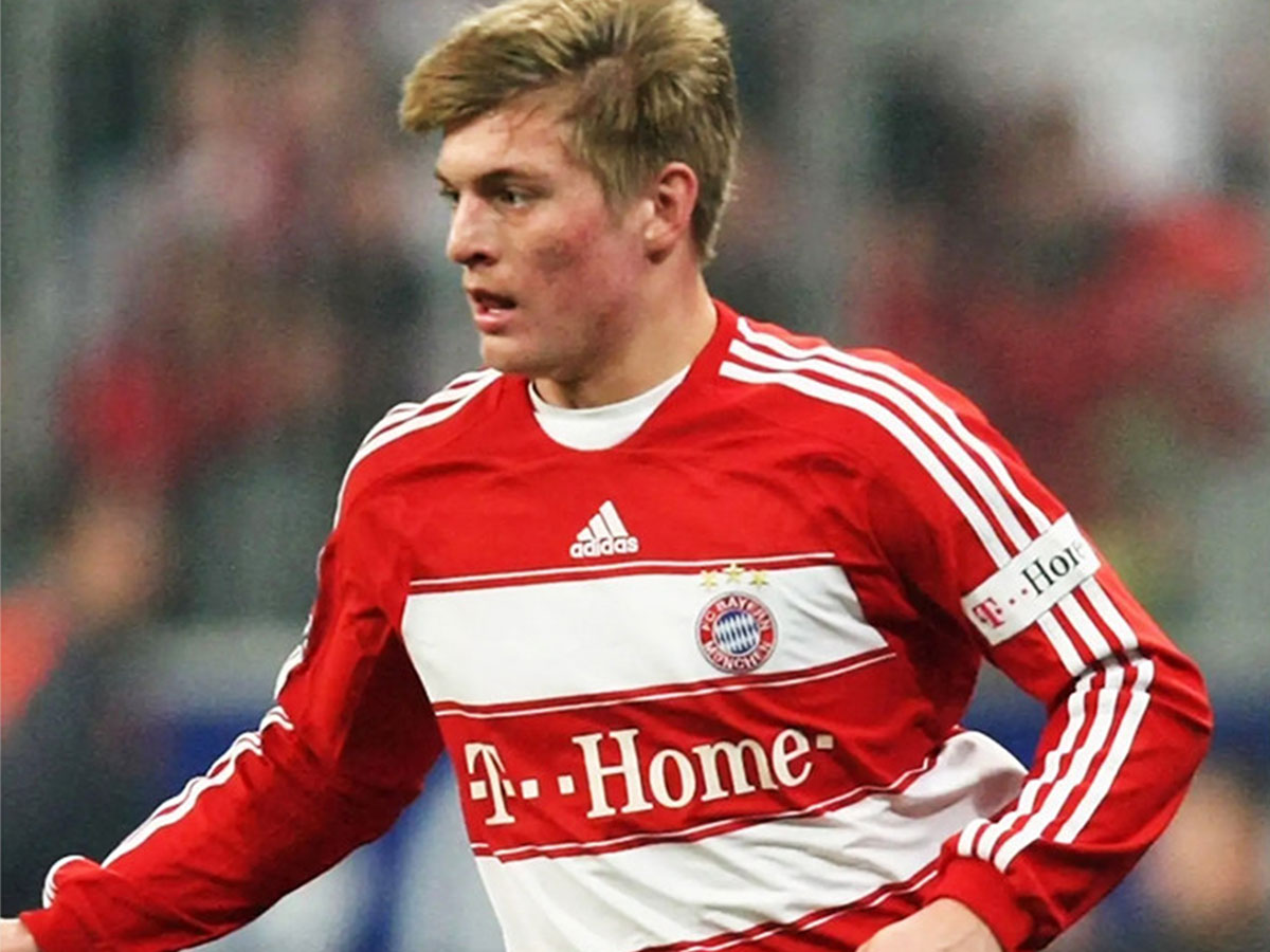 Highlight Auktion: Toni Kroos Bayern Trikot