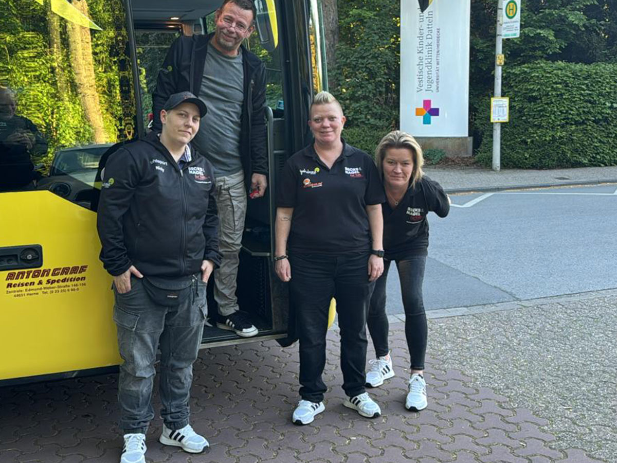 Becks & Nagel 4 Kids Team am ersten Sammelpunkt